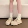 Sapatos Birkenstock Populares Estilo Retrô com Cobertura Total para Mulheres com Aumento de Altura Oculto, Novo Modelo Primavera 2026, Mocassins Versáteis de Calçar