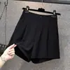 Shorts de Terno de Chiffon Preto Feminino Plus Size para o Verão 2026, Cintura Elástica, Leve, Calças Pantalona A-line Petite para Uso ao Ar Livre