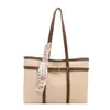 Bolsa de Mão Estilo Cesta de Nicho Transfronteiriça para Mulheres, Bolsa de Ombro de Alta Qualidade para o Dia a Dia, Bolsa de Braço, Bolsa Tote de Grande Capacidade, Tendência