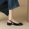 Zapatos Mary Jane simples de charol con hebilla de cabeza plana para primavera 2023 sandalias de tacón grueso 31-43 zapatos de comercio exterior