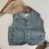 Colete jeans infantil novo para primavera e outono infantil colete estiloso para exterior colete infantil bebê jaqueta de primavera e outono