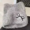 Bonito Gorro de Punto con Orejas de Gato para Mujer, Nuevo Estilo Otoño/Invierno 2026, Engrosado para Calor, Hace que la Cara se Vea Más Pequeña, Circunferencia de Cabeza Grande