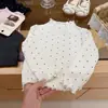 Roupa Infantil Outono e Primavera Camiseta para Meninas Roupa de Bebê Estilosa Personalidade Infantil Marca Tendência Estilo Coreano Lã Alemã Babado Renda Bolinhas Camiseta Base