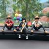 Adornos para automóviles, accesorios para automóviles hechos a mano, nieve voladora en la carretera, es un nuevo producto de decoración de animación en la consola central del instrumento de la hermosa niña imperial femenina.