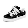 Xu Ling en stock Zapatos de Moda para Mujer Verano Nicho Negros Casuales de Lona Vintage Versátiles Deportivos Tenis para Dedo Gordo para Hombre
