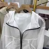 Diseño de Moda de Verano Ropa Fina con Protección Solar para Mujer Cárdigan Holgado Superior Estilo Hong Kong 2025 Chaqueta Fina Anti-UV