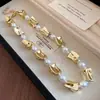 Pulsera de Perlas Retro Europea Pendientes Collar Moda Estilo de Corte Temperamento Cadena para Clavícula Lujo Ligero Sensación de Gama Alta Accesorio para el Cuello Mujer