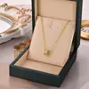 Collar de Acero de Titanio para Mujer, Sencillo, Versátil, Moderno, Lujo Ligero, Diseño de Nicho, Gama Alta, Cadena para Clavícula que No se Desvanece, Joyería al por Mayor
