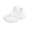 Zapatos blancos para niños, zapatillas de deporte para niños y niñas, estilo nuevo de verano, zapatos de malla transpirables de una sola pieza, suela suave para todo tipo de partidos, zapatos de papá de tamaño mediano