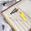 Clip para flequillo de moda de alta gama, temperamento simple, lateral sin costuras, clip lateral para mujer, clip para cabello suelto, nuevos accesorios para el cabello 2024