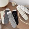 Calcetines grises de tubo medio, absorbentes del sudor, para mujer, apilables, sin bolitas, para primavera y otoño, de algodón con lunares, para mujer.
