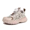 Sandalias Cerradas para Niñas 2026 Verano Nuevo Estilo Malla Hueca Transpirable Zapatos Versátiles de Moda Tenis de Moda para Niños
