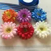 Al por mayor 7 cm cabeza de flor de tela de seda artificial nuevo crisantemo africano girasol ramillete flor para zapato tocado de viaje suministros