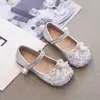 Zapatos de Princesa con Pedrería para Niñas Moda 2026 Verano Nuevo Estilo Zapatos Bajos Individuales para Niños Mayores con Lazo Zapatos de Piel con Cristal