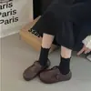 Sapatos Mary Jane Femininos Redondos, Simples, Preguiçosos e Confortáveis, Sapatos de Couro Single Shallow-Mouthed Retrô, Saltos Grossos, Slip-On Versáteis