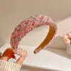 Pinza para el pelo de malla versátil y linda para mujer para uso diario, un accesorio suave y sofisticado que hace que el rostro parezca más pequeño y sujeta el cabello en su lugar