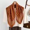 Bufanda Cuadrada de Seda Nueva de Otoño Estilo Extranjero con Lazo en la Cintura para Mujer, Protector de Cuello Delgado, Bufanda para el Cuello, Chal para Personas Mayores, Bufanda de Seda de Moda de Alta Gama