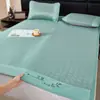 Set de tres piezas de esterilla de seda de hielo repelente de mosquitos de ajenjo de verano, esterilla suave para aire acondicionado de verano, explosiones de sonido al agitar, generación mayorista en vivo