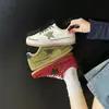 Zapatillas de entrenamiento versátiles de suela plana alemanas, nuevas zapatillas casuales con cordones estilo coreano para mujer estudiante 2026 estrella para exteriores para otoño