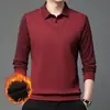 Nuevo T-shirt de invierno para hombre con solapa a rayas talla mediana Verde moda casual para hombre moda de dos piezas falsas top de base venta al por mayor