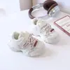 Zapatillas Deportivas para Niños 2026 Otoño Nuevas Transpirables Zapatos de Papá para Niños y Niñas de Moda Casual para Correr Ligeros y Antideslizantes