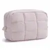 Bolsa de Maquiagem Nuvem Fofa Transfronteiriça Grande Capacidade Alta Aparência Acolchoada Xadrez Bolsa de Armazenamento Portátil de Viagem Necessaire