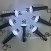 Fabricante Fuyingyi D-Made Mini Palo de Soporte Luminoso Kpop Spot Mini Llavero Palo Luminoso Led