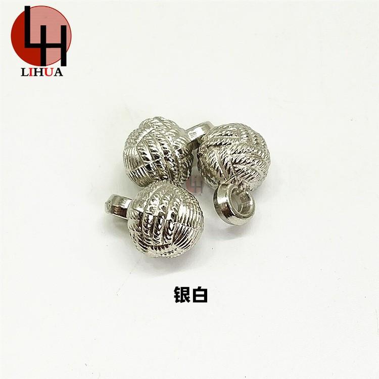 8939754460_1933409228