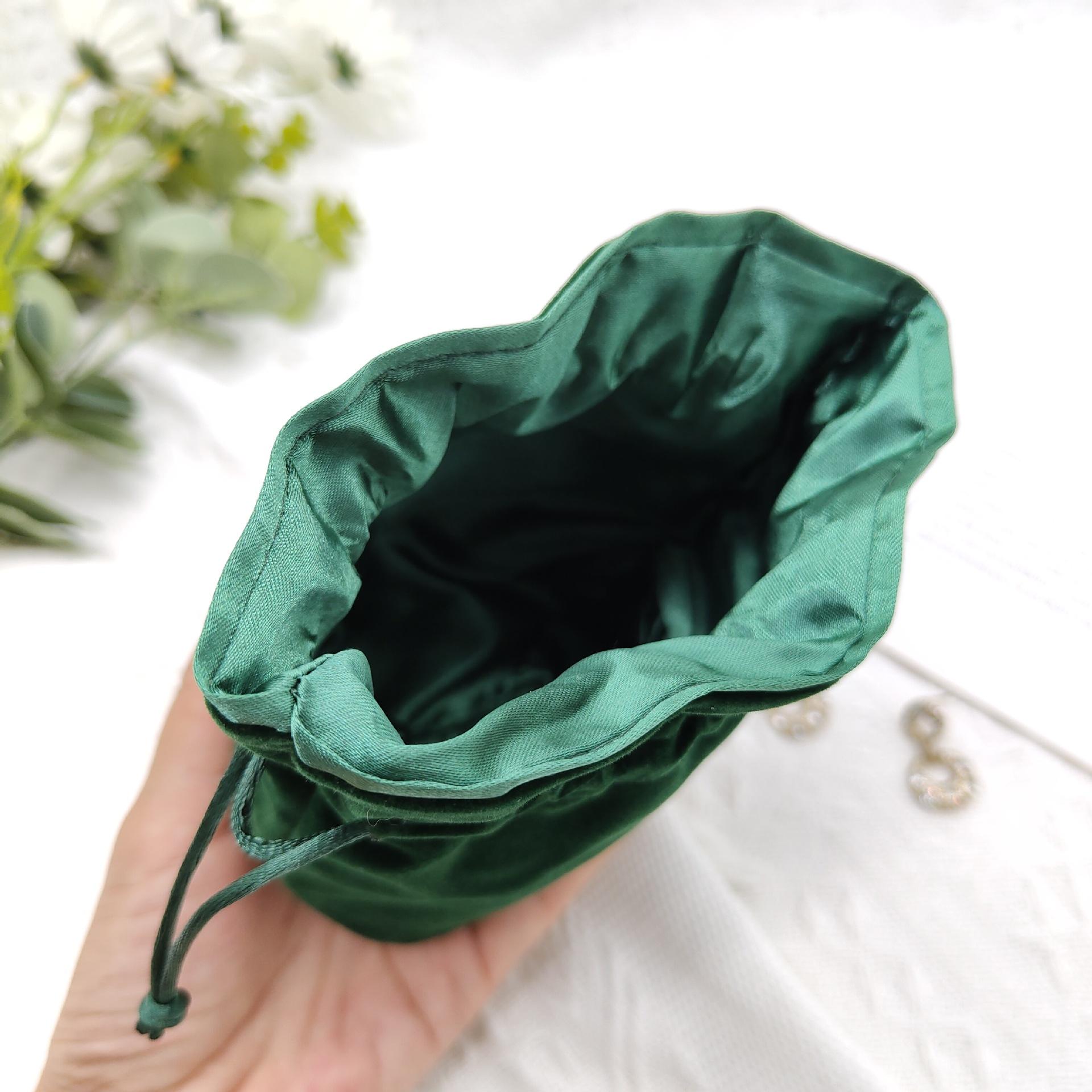 1D235679BB6A646DE77AB7C3CBEBC6