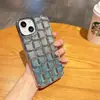 Adequado para Apple 1615 Grade Quadrada Tecida TPU Galvanizado Capa Protetora Macia Acolchoada Estéreo Gradiente Brilhante Papelão