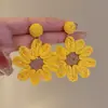 Pendientes florales grandes estilo vacación de verano en la playa, pendientes de paja exagerados bohemios, tachuelas para mujer, perfectos para fotos de viaje