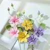 Flores artificiales de ganchillo hechas a mano, flores decorativas de un solo tallo tejidas con hilo, adornos para escritorio del hogar, flores eternas, directo de fábrica