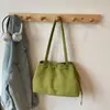 Bolsa Retro 2025 Nova Tendência com Cordão para Mulheres, Bolsa de Ombro Transversal Fosca Fashion, Bolsa Saco Texturizada Fashion para Mulheres