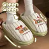 Pantuflas de algodón para mujer 2026 modelo nuevo para otoño e invierno, uso en interiores en casa, de suela gruesa, cómodas, forradas de felpa, cálidas, antideslizantes