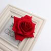 Cabeza de Rosa de Terciopelo Simulado Pastel Horneado Rosa Roja Material para Corsage Flor Decorativa para Ropa Flor de Boda