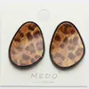 Aretes Geométricos Irregulares Ovalados Estilo Retro Estampado de Leopardo Estilo Hong Kong Diseño Personalizado Exagerado Aretes Sexys Aretes de Alta Gama