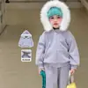 Jaqueta Moletom Infantil Weimu para Meninas Estilo Inverno Fashion com Gola de Pelo Top com Capuz para Crianças Roupas para Bebê Menina Classe A