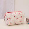 Estilo Japonés Oso Suave Crema Bolsa de Lápices Acolchada Floral Bolsa de Almacenamiento para Cosméticos y Artículos Varios Bolsa Pequeña Portátil para Viaje