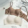 Sujetador invisible de una pieza para mujer, sin costuras, con escote cuadrado, copa fina simple, ajuste tridimensional, cómodo, sin aros y anti-exposición