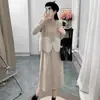Conjunto de Dos Piezas Vestido Chaleco Peludo de Otoño e Invierno, Elegante y a la Moda Vestido Suéter de Corte A con una Capa Base Debajo, Adelgazante y Versátil