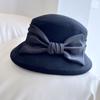 Sombrero Cubierta de Lámpara Estilo Hepburn Estilo Francés Mujer Otoño e Invierno Fieltro de Lana Australiana Sombrero Topper Lazo Grande de Satén Sombrero Cubo Retro