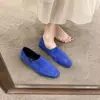 Zapatos de punta cuadrada estilo francés, nicho, estilo old money, nuevo modelo otoño 2026, versátiles con faldas, mocasines planos de gamuza para uso exterior
