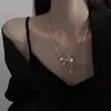 Dulce y Fresco Collar de Rosa con Lazo de Alta Gama, Cadena para Suéter de Estilo Fresco, Accesorios de Nicho, Tendencia de Joyería Hip-Hop Personalizada