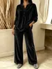Conjunto Casual de Veludo Europeu e Americano Macio Pelúcia Manga Longa Pulôver Solto Emagrecedor Calça Longa de Pernas Largas Conjunto de Duas Peças para o Trabalho