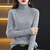 Suéter Base Gola Alta Manga Longa Slim Fit com Abertura Lateral Feminino Cor Sólida Emagrecedor Curto Quente Suéter Interno Top Feminino
