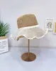 Novo Chapéu de Pescador com Palha Vazada, Renda e Babados da Marca de 26 Anos, Protetor Solar e Respirável, Estilo Francês Leve e Doce, Exclusivo para Noites de Encontro na Primavera