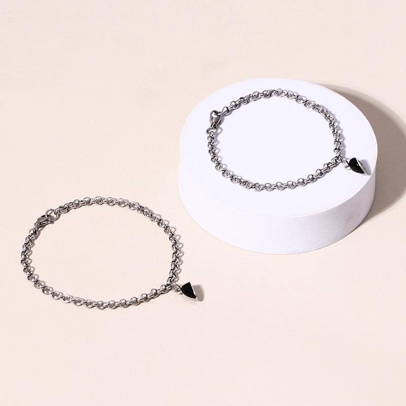 修2黑桃心O字不锈钢手链