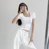 Camiseta de Manga Corta para Mujer Verano 2024 Nueva Delgada Ombligo Descubierto Corta Estudiante Casual Moderna Ins Chica Sexy Cuello Cuadrado