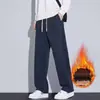 Calça Casual Masculina Outono e Inverno Novo Estilo Espessada com Pelúcia Interna Casual de Negócios Amiga da Pele Quente Espinha de Peixe Perna Reta Longa Venda por Atacado