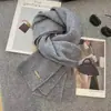 Bufanda roja de punto versátil estilo coreano para mujer, nuevo modelo de invierno 2026, regalo de Año Nuevo de alta gama, calentador de cuello para parejas